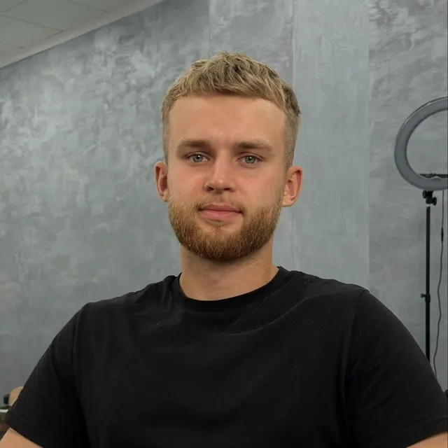 Bohdan, Barber YZÉE Alicante