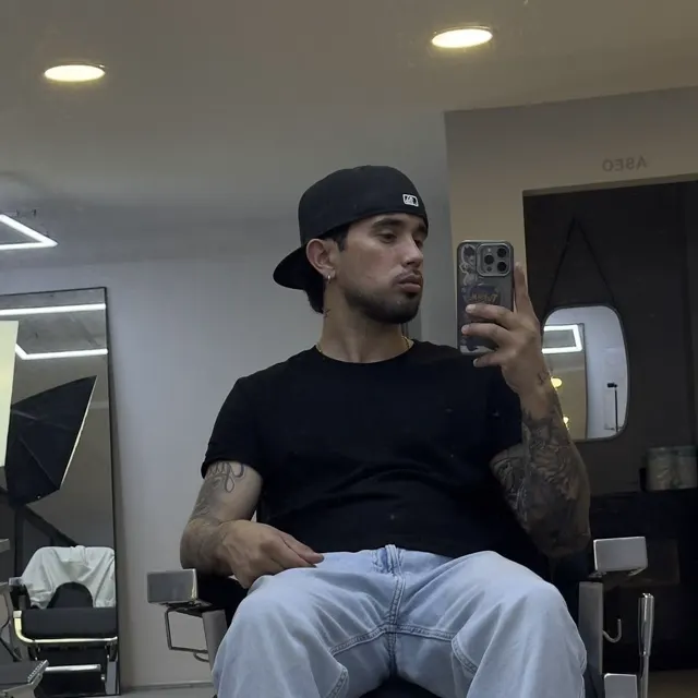 Cristian, Barber YZÉE Alicante